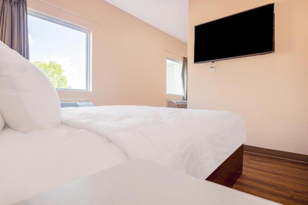 Royal Inn & Suites Adairsville Екстериор снимка