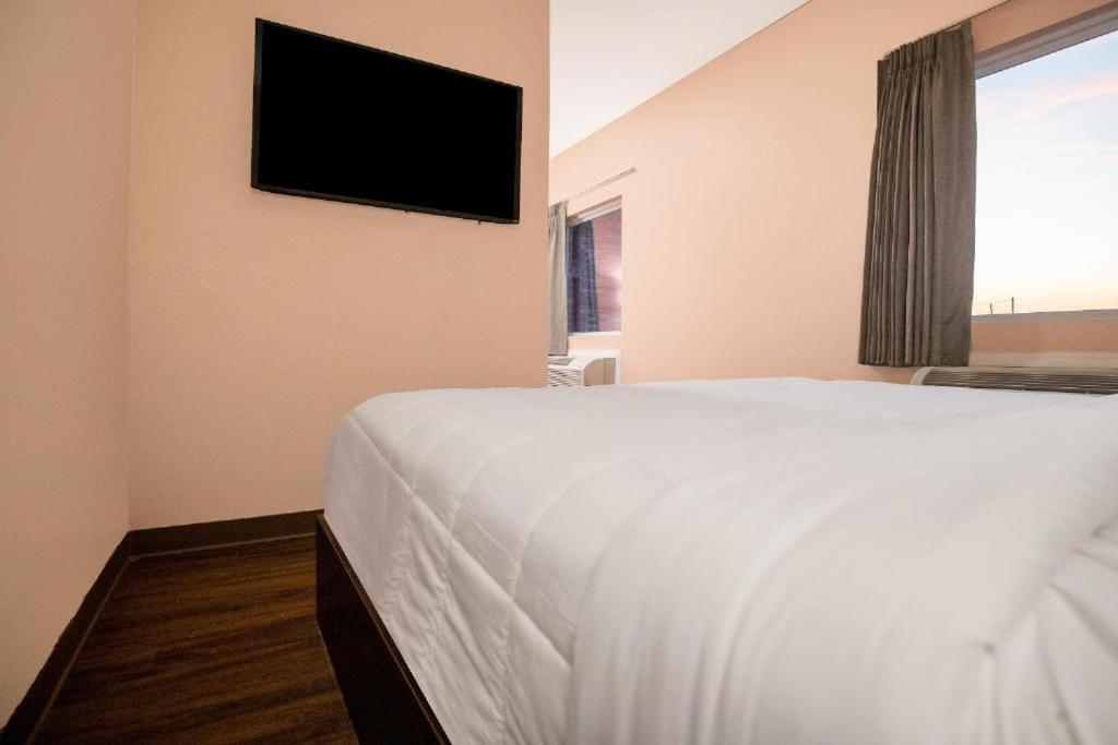 Royal Inn & Suites Adairsville Екстериор снимка