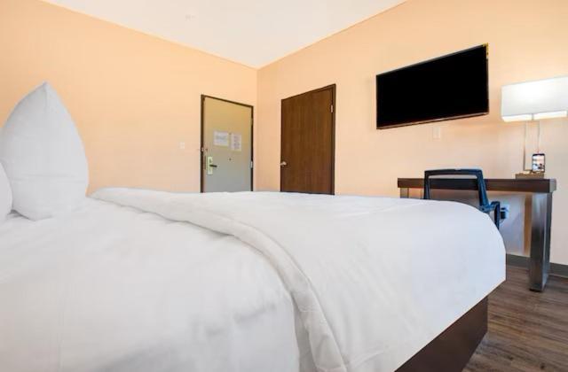 Royal Inn & Suites Adairsville Екстериор снимка